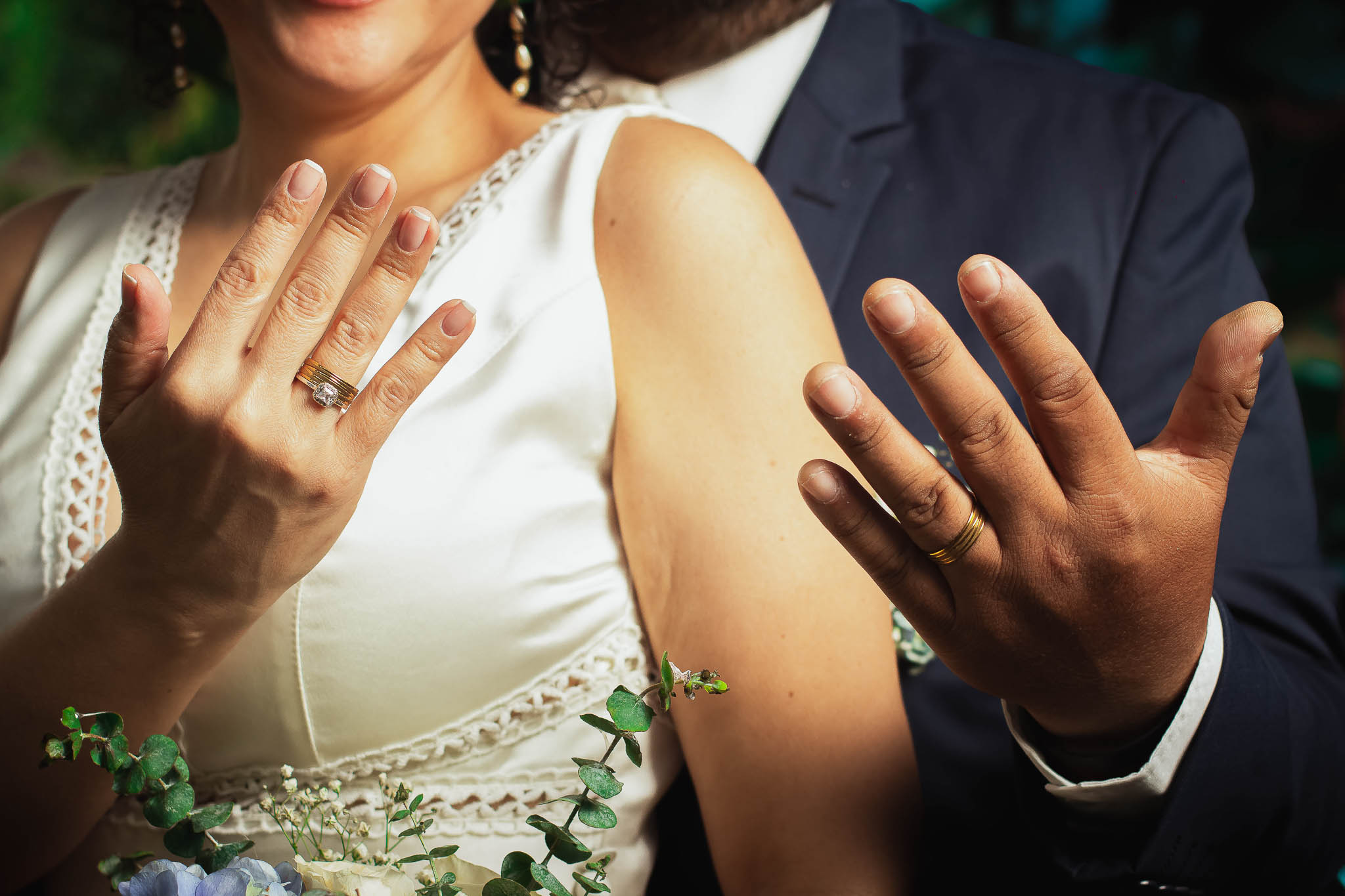 Anillos de bodas - fotógrafo de bodas en Cali